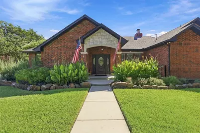 1821 Quail Run Drive, Corinth, TX 76208 - Photo 2