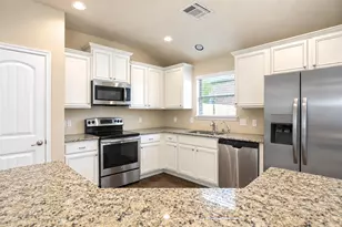 2805 Leslie Ln, Anna, TX 75409 - Photo 4