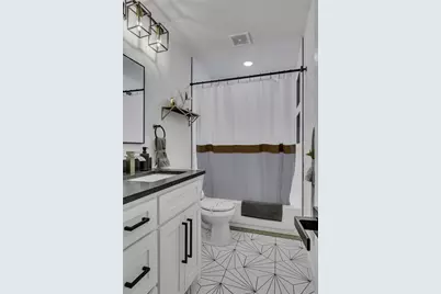 1428 N Main Street #B, Mansfield, TX 76063 - Photo 16