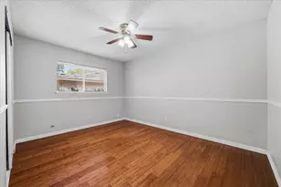 2614 Creekview Dr, Arlington, TX 76016 - Photo 32