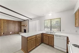 2205 Foxcroft Ln, Arlington, TX 76014 - Photo 10