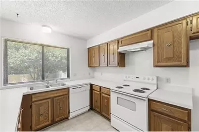 2205 Foxcroft Lane, Arlington, TX 76014 - Photo 8