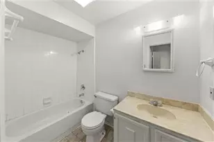2205 Foxcroft Ln, Arlington, TX 76014 - Photo 14