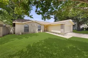 2205 Foxcroft Ln, Arlington, TX 76014 - Photo 26