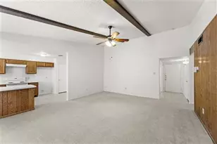 2205 Foxcroft Ln, Arlington, TX 76014 - Photo 4