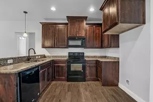 4807 Henry St, Greenville, TX 75401 - Photo 4