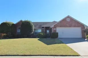 6218 Bentwood Dr, Midlothian, TX 76065 - Photo 2