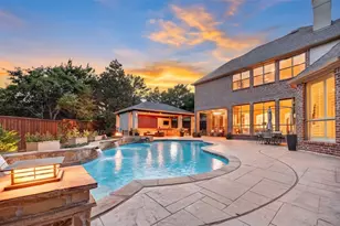 4901 Glenshire Dr, Flower Mound, TX 75028 - Photo 2