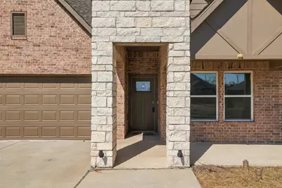 804 S Adelaide Street, Terrell, TX 75160 - Photo 2