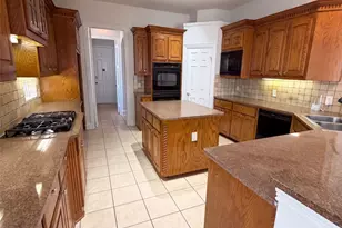3228 Tearose Dr, Richardson, TX 75082 - Photo 4