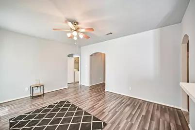 415 Preston Drive, Cleburne, TX 76033 - Photo 6