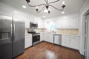 128 Oak Creek St, Jacksboro, TX 76458 - Photo 10