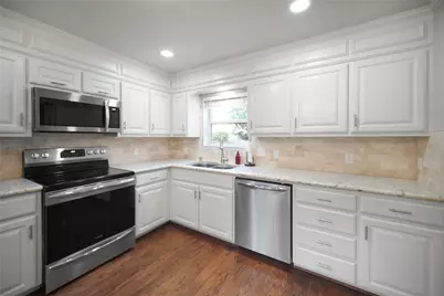 128 Oak Creek Street, Jacksboro, TX 76458 - Photo 12
