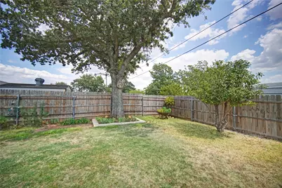 128 Oak Creek Street, Jacksboro, TX 76458 - Photo 16
