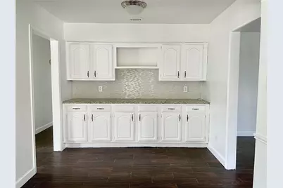 1305 W Spring Creek Parkway, Plano, TX 75023 - Photo 6