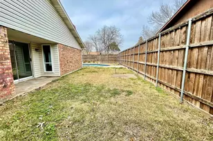 1305 W Spring Creek Pkwy, Plano, TX 75023 - Photo 14