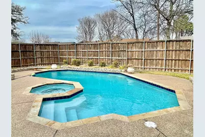 1305 W Spring Creek Parkway, Plano, TX 75023 - Photo 12