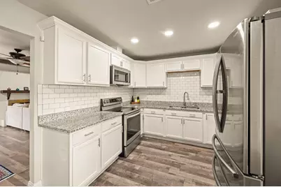 7613 N Richland Boulevard, North Richland Hills, TX 76180 - Photo 22