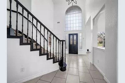 2913 Spartacus Drive, Grand Prairie, TX 75052 - Photo 4