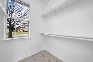 2913 Spartacus Dr, Grand Prairie, TX 75052 - Photo 28