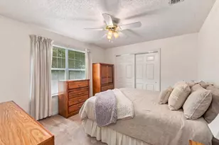 534 Winston St, Grand Prairie, TX 75052 - Photo 26