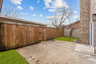 2730 Golfing Green Drive, Farmers Branch, TX 75234 - Photo 32