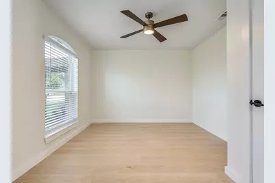 2730 Golfing Green Drive, Farmers Branch, TX 75234 - Photo 24