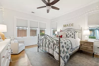 1151 N Winnetka Avenue, Dallas, TX 75208 - Photo 20