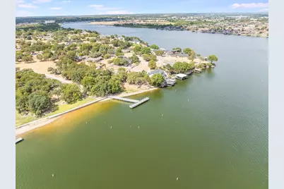 643 S Rough Creek Court, Granbury, TX 76048 - Photo 38