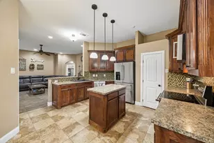 730 S Ridge Dr, Midlothian, TX 76065 - Photo 10