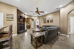 730 S Ridge Dr, Midlothian, TX 76065 - Photo 4
