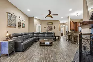 730 S Ridge Dr, Midlothian, TX 76065 - Photo 6
