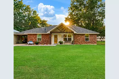 650 Fendley, Blossom, TX 75416 - Photo 1