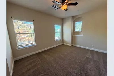 950 Brook Forest Lane, Euless, TX 76039 - Photo 16