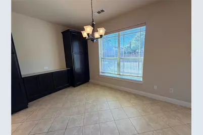950 Brook Forest Lane, Euless, TX 76039 - Photo 8
