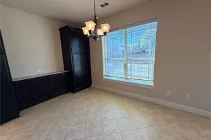 950 Brook Forest Ln, Euless, TX 76039 - Photo 8