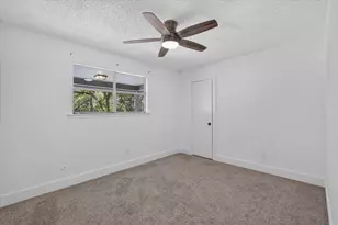 1000 Cherry Ct, Hurst, TX 76053 - Photo 20