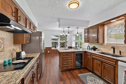1000 Cherry Court, Hurst, TX 76053 - Photo 8