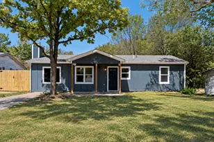 125 NE Cindy Ln, Burleson, TX 76028 - Photo 1