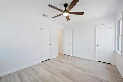125 NE Cindy Lane, Burleson, TX 76028 - Photo 16