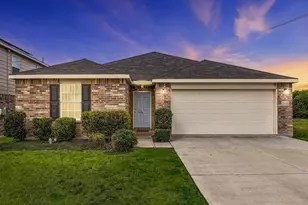 9900 Amosite Dr, Fort Worth, TX 76131 - Photo 2