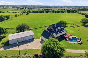 8649 River Hills Rd, Godley, TX 76044 - Photo 40