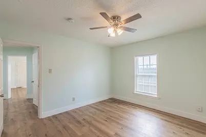 2543 E Ann Arbor Avenue, Dallas, TX 75216 - Photo 26