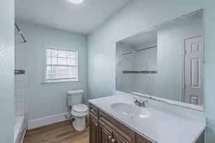 2543 E Ann Arbor Ave, Dallas, TX 75216 - Photo 10