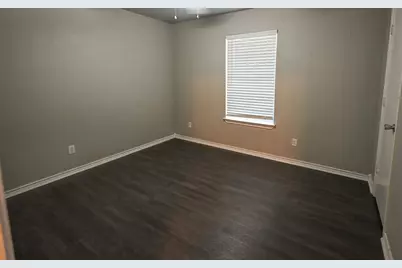 606 N Sewell Drive #B, Decatur, TX 76234 - Photo 6