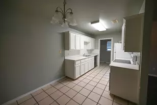 606 N Sewell Dr, Decatur, TX 76234 - Photo 4