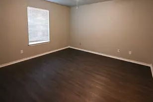 606 N Sewell Dr, Decatur, TX 76234 - Photo 8