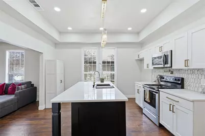1321 Stewart Street, Fort Worth, TX 76104 - Photo 12
