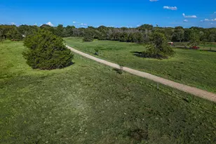 1033 Lcr 454, Mexia, TX 76667 - Photo 10