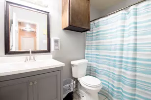 2651 Anderson St, Dallas, TX 75215 - Photo 10
